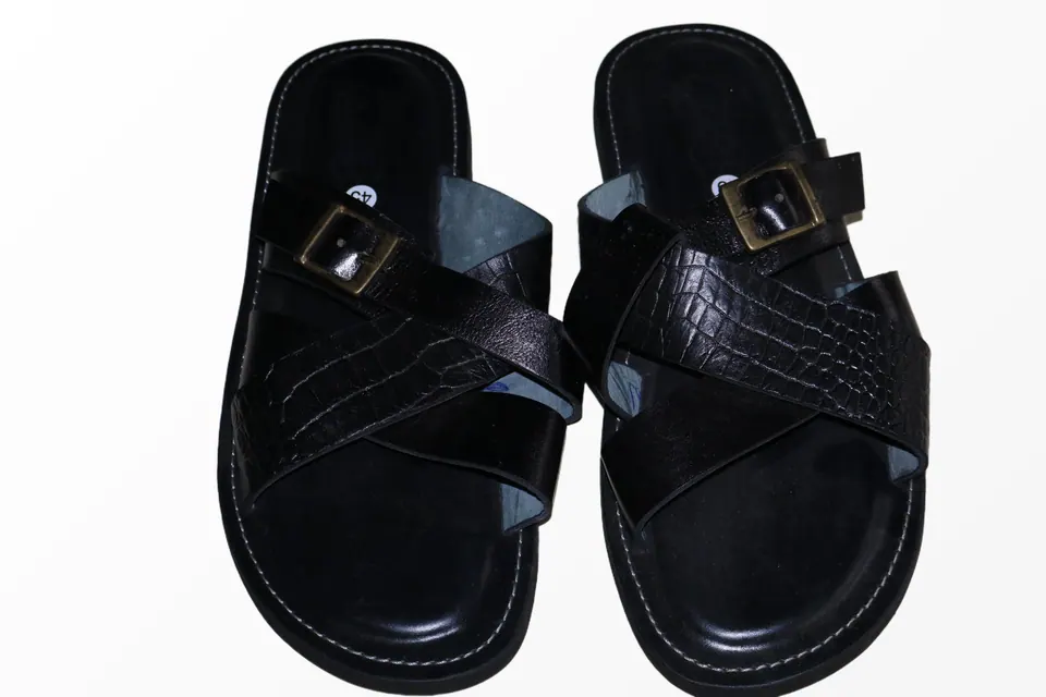 Chaussures en cuir — Noir